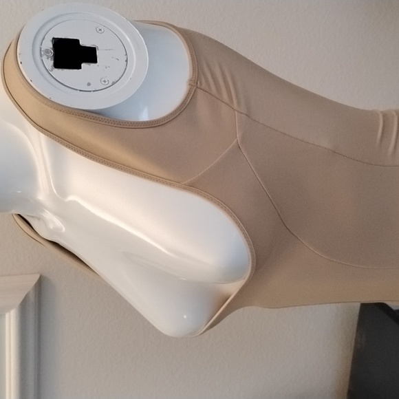 Maidenform Beige Shaper Slimmer Bodysuit - Size: S - Picture 3 of 7